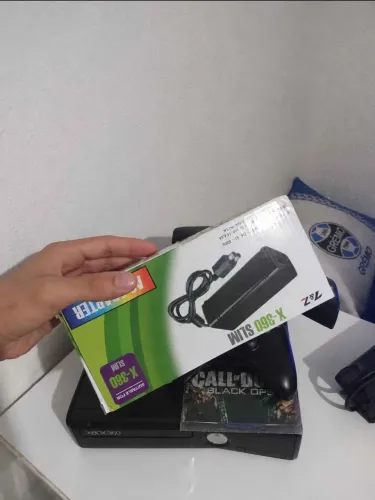XBOX 360 - Desbloqueado com jogos inclusos