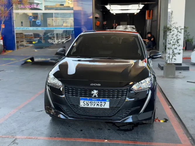Peugeot 208 Like 1.0 Flex 6V 5P Mec. 2024