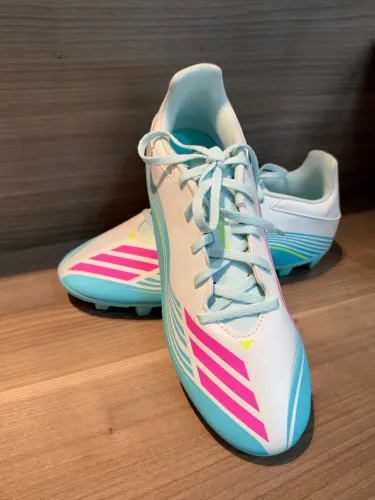 Chuteira Adidas F50 Messi Club Campo Juvenil