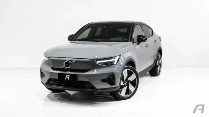 Volvo C40 Recharge Pure Eletric (elétrico) 2022