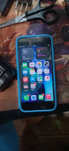 Vendo Iphone Se 2020, segunda geração 64gb