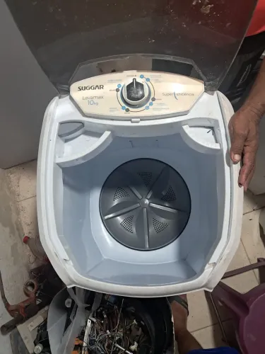 Tanquinho de lavar roupa
