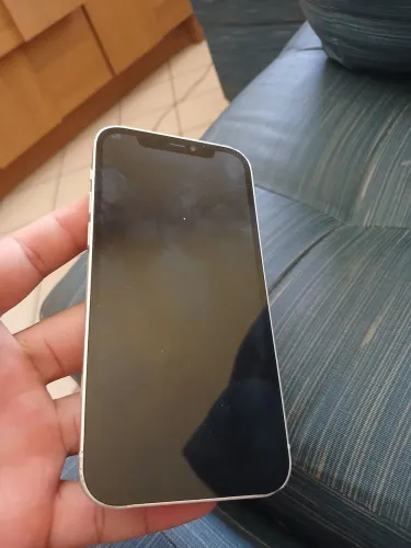 IPHONE 12 COM DEFEITO RETIRADA DE PEÇAS