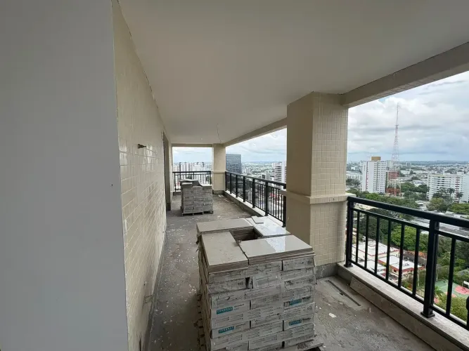 La Maison, 4 suítes, 4 vagas, andar alto com vista total da cidade.