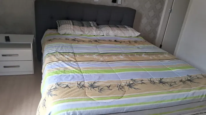Cama Queen