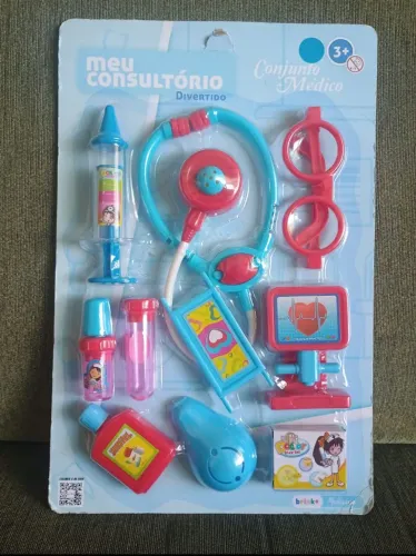 Kit médico Meu consultório divertido<br>Novo, na embalagem lacrada <br><br>25,00
