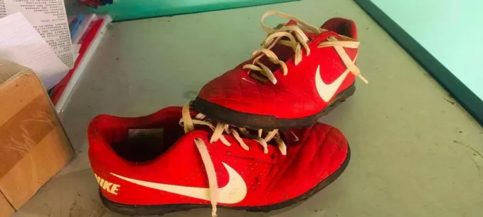 Chuteira Nike beco 2 Society
