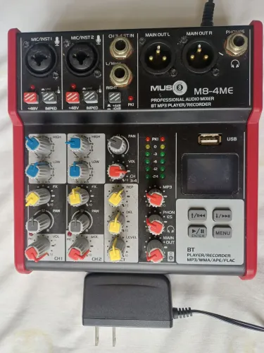 Vendo Mesa de som Music 8 - M8- 4ME