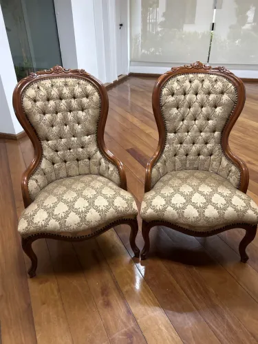 Par de poltronas marquesa