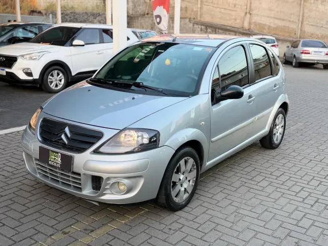 Citroen C3 Exclusive 1.4 Flex 8V 5P 2012