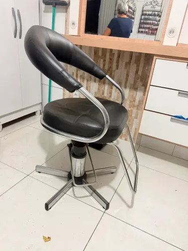 Cadeira hidráulica para salão