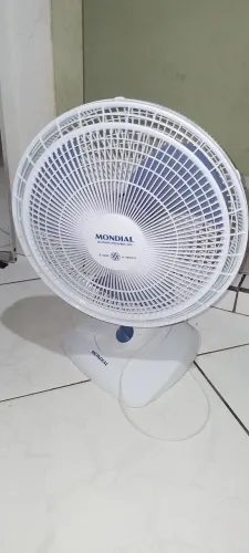 Ventilador de mesa mondial 127v e 40cm