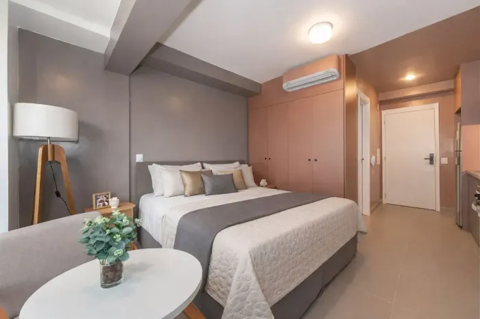 Apartamento studio para alugar no Brooklin mobiliado, próx. Shop. Morumbi, Aeroporto, Berr