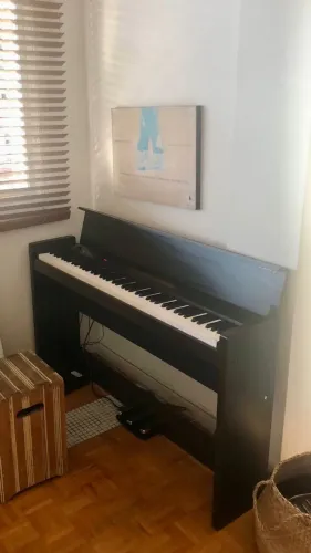 Digital Piano LP 380 U