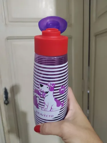 Garrafa nova de água Capacidade para 500 ml