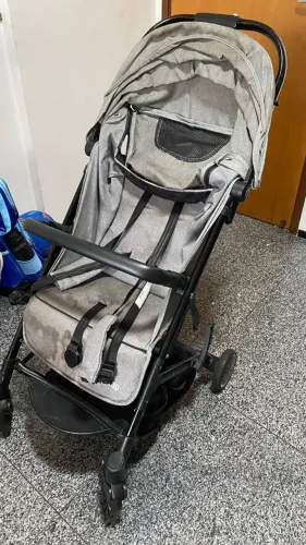 Carrinho De Bebê Passeio Burigotto Zap Cinza