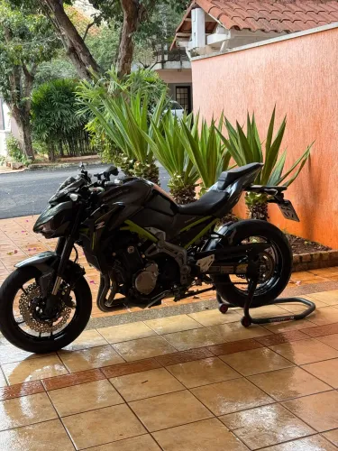 Z900