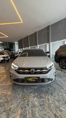 Volkswagen Nivus Highline 1.0 200 TSI Flex AUT 2021