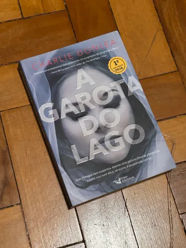 A garota do lago