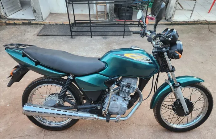 Vende se CG 125 ks 2001 2001 revisada?