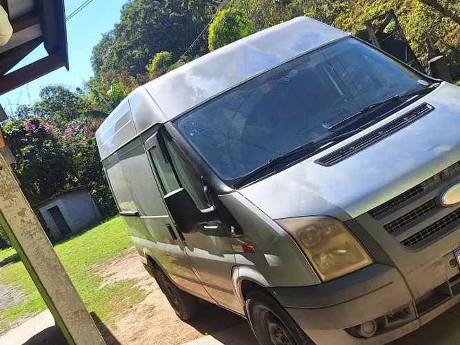Ford Transit Furgão 3330 2.4 Tdci Curto Dies. 2009