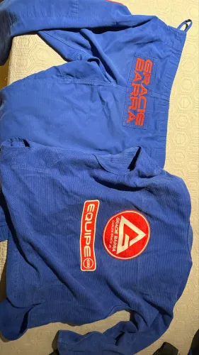 Kimono Gracie Barra atleta A0