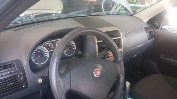 Fiat Palio Essence Dualogic 1.6 Flex 16V 5P 2011