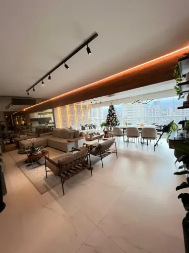 Magnífico apartamento de alto padrão na charmosa Mooca, com amplos 134 m², 3 Quartos, 3 va