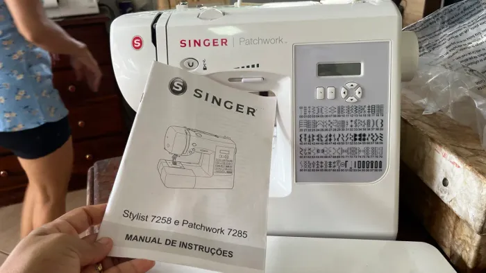 Máquina de costura SINGER 