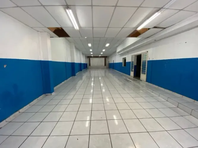 Galpão com 421,00m²