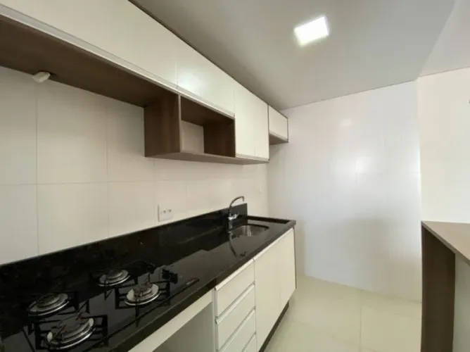 Apartamento com 2 dormitórios para alugar, 65 m² por R$ 2.700/mês - Itoupava Seca - Blumen