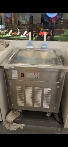 Máquina de sorvete na chapa Sorvetec Multivisi
