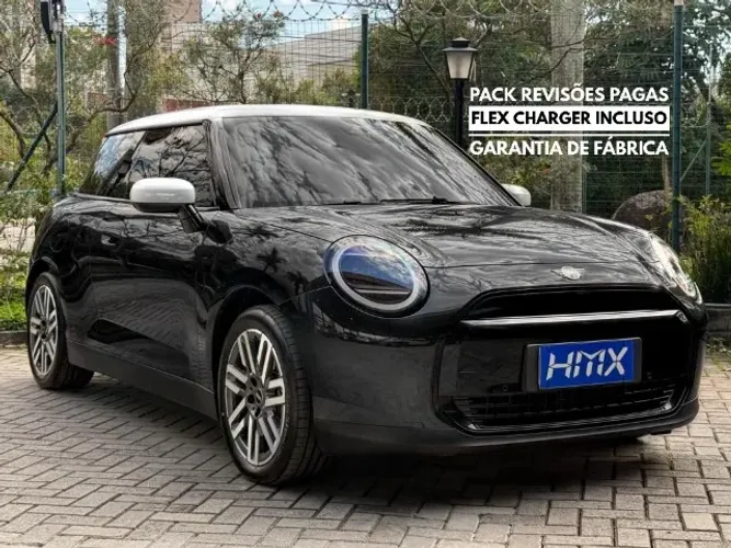 Mini Cooper E 3P (elétrico) 2024