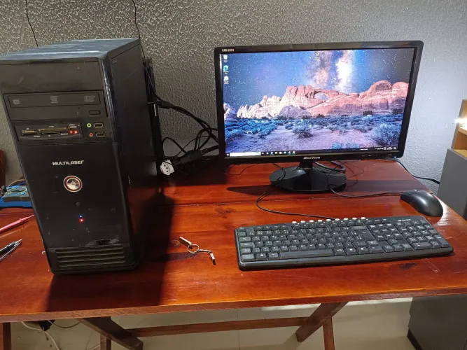 Computador AMD FX6300 6 Núcleos 4g