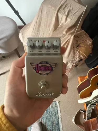 Pedal Marshall Vibratrem