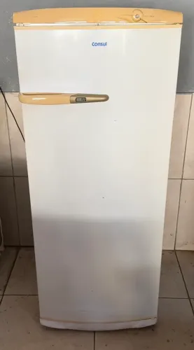 Geladeira cônsul 320 litros usada barata funcionando perfeitamente 