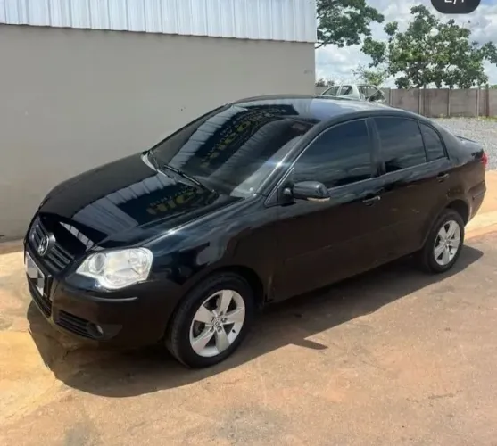Volkswagen Polo Sedan 1.6 MI Total Flex 8V 4P 2010