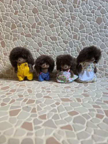 Familia de Porco Espinho Sylvanian Families