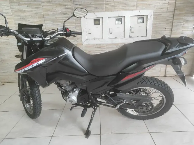 Honda Bros 160 2025