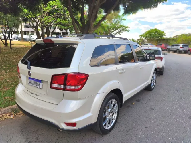 Fiat Freemont 2.4 16V 5P Aut. 2015
