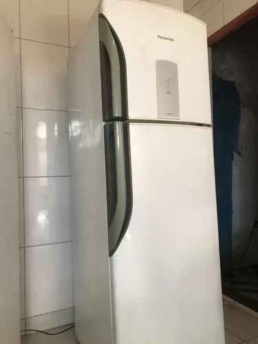 Vendo geladeira Panasonic frost free 387L