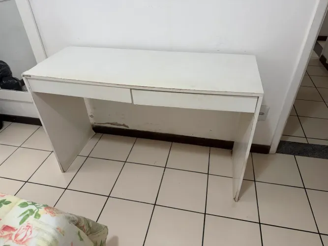 Mesa de estudo/ escritório