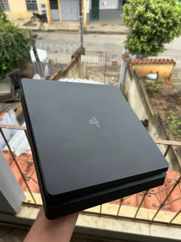 Ps4 slim 3T