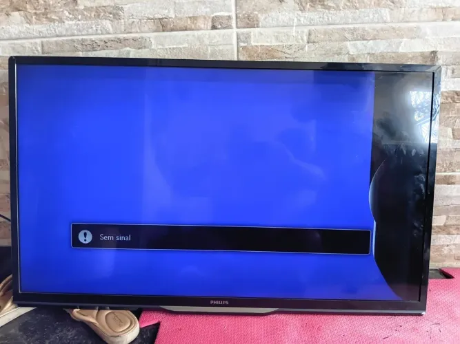 Tv Philips tela trincada 