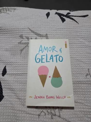 Amor e Gelato-Livro