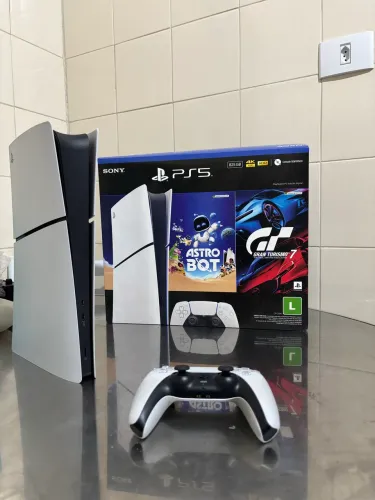 PS5 slim mídia digital 825GB