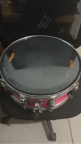Caixa de bateria , pele nova