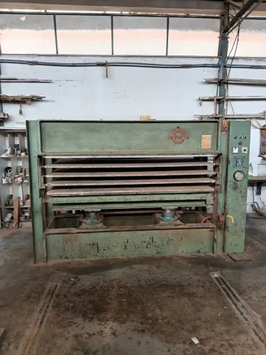 Prensa hidráulica, termoelétrica - INVICTA