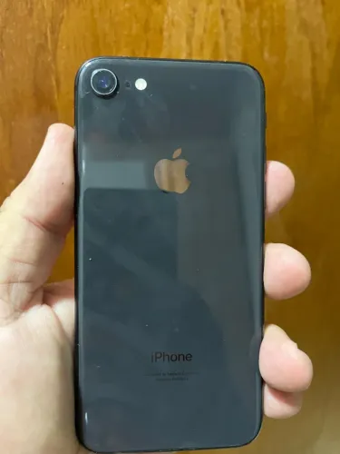 iPhone 8