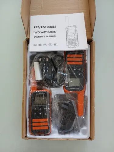 Rádio Comunicador Walk Talk Profissional Baofeng F22 5km 3w